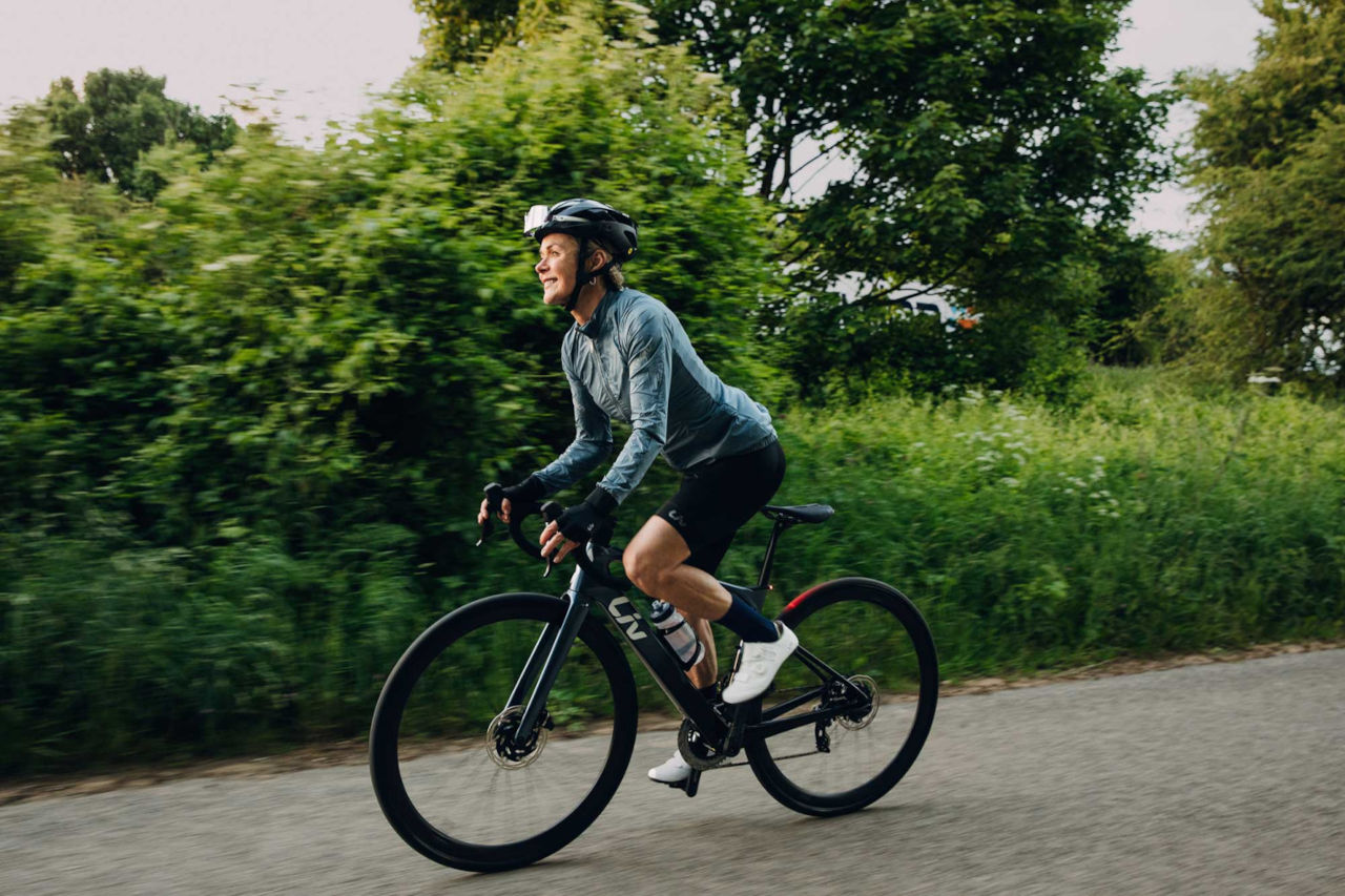 Descubre las bicicletas de carretera eléctricas más destacadas para 2025