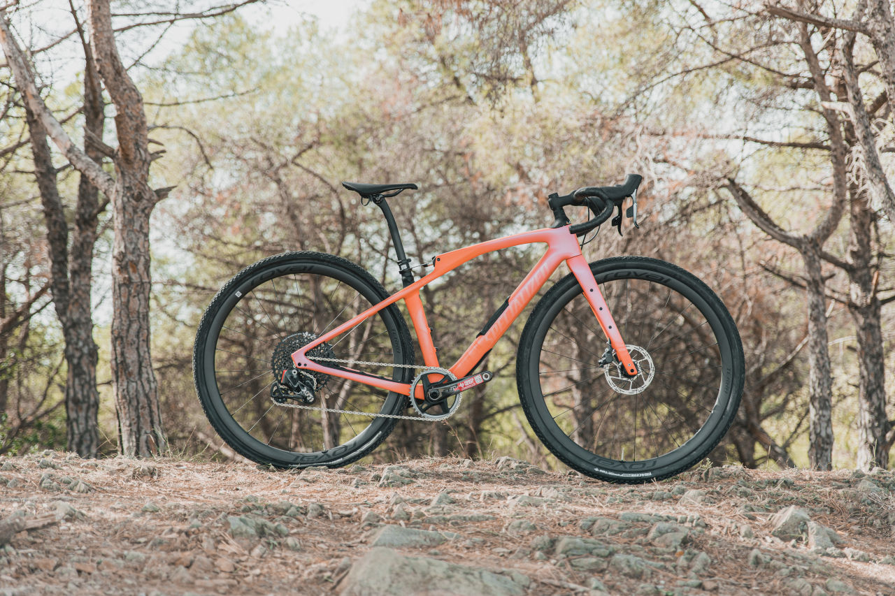 Comparativa bicis de gravel: Biciescapa con la grava y el asfalto!