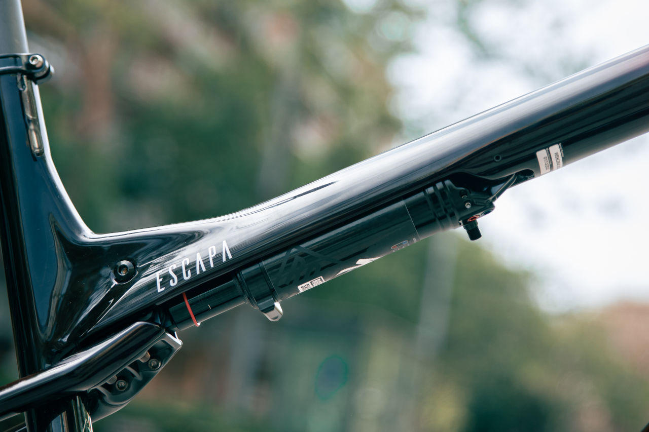 Comparativa 2024: Orbea Oiz M-LTD vs Specialized S-Works Epic WC