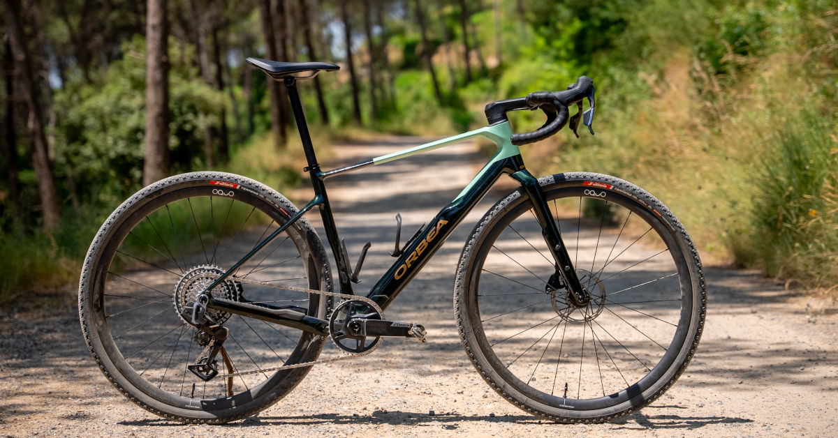 Nueva Orbea Terra 2025: La gravel bike versátil que lo cambia todo