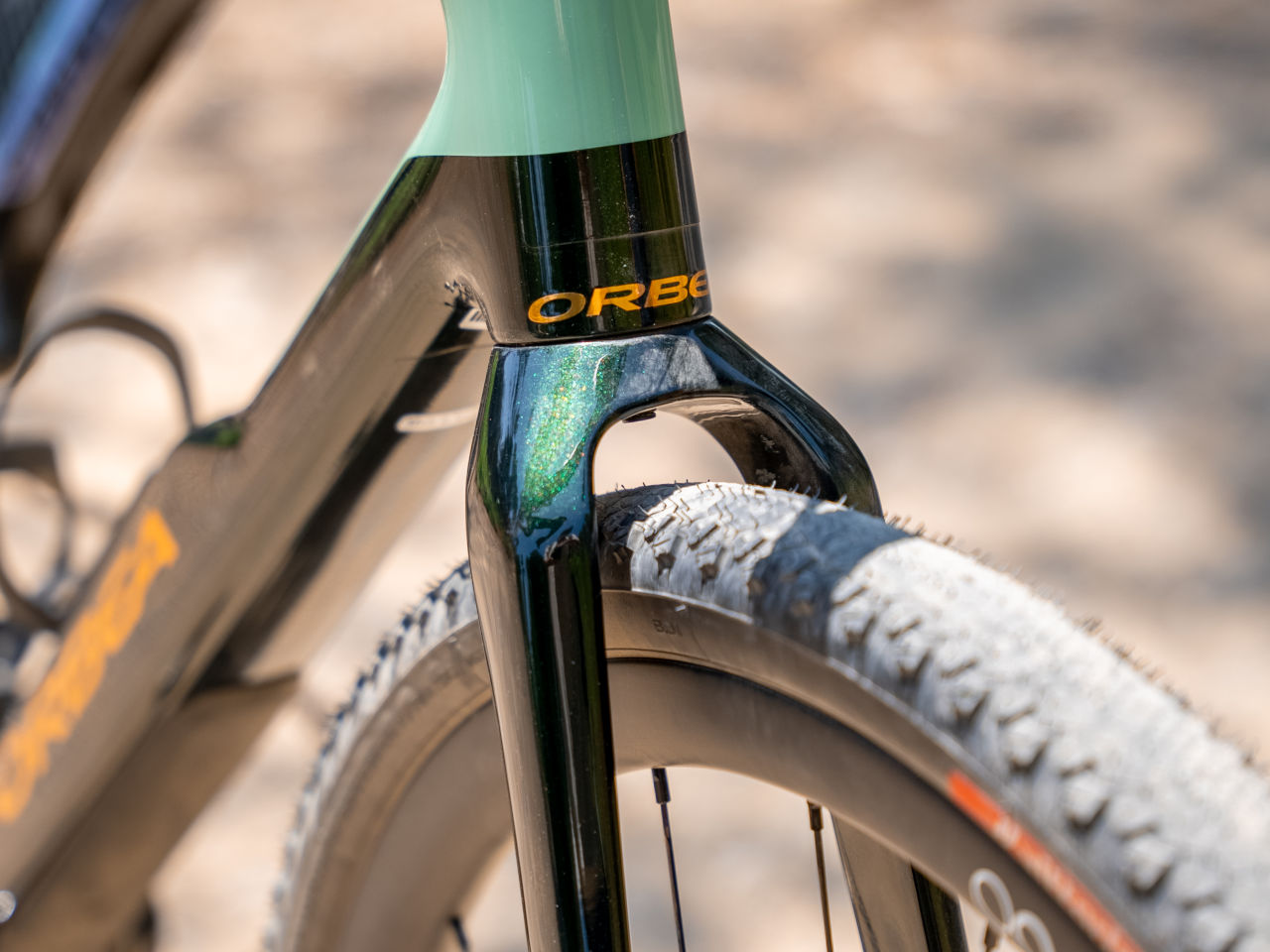 Nueva Orbea Terra 2025: La gravel bike versátil que lo cambia todo