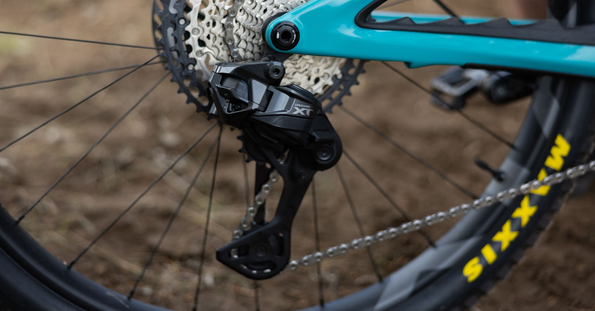 Shimano XT Di2: El cambio electrónico llega al MTB sin cables y sin límites